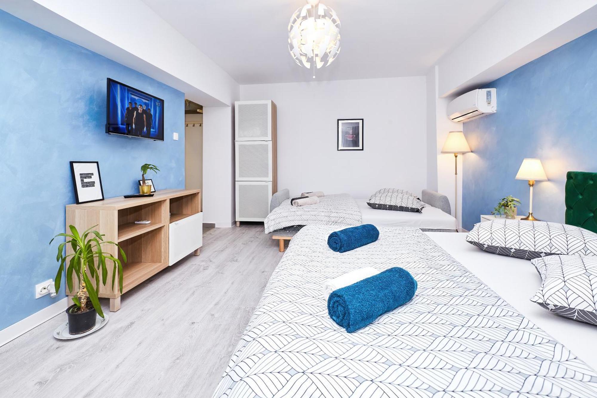 Marcos Apartments - Self Check-In Resita Luaran gambar